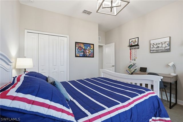 1384 Birdie DR, Naples, FL 34120