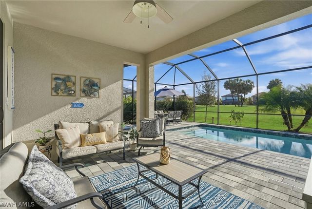 1384 Birdie DR, Naples, FL 34120