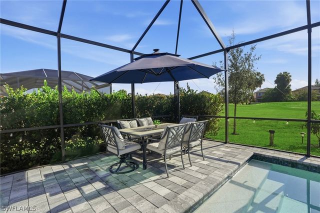 1384 Birdie DR, Naples, FL 34120