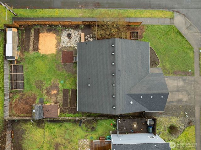 15946 Quail Meadows Court SE, Yelm, WA 98597