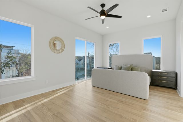 1123 Muncie Avenue, Dallas, TX 75212