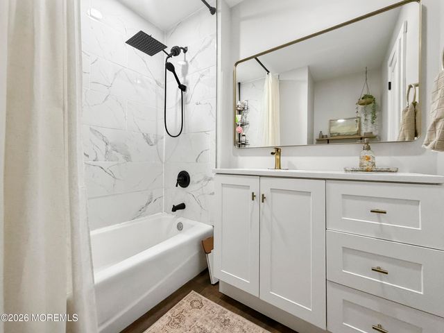 113 Newbury Road, Howell, NJ 07731