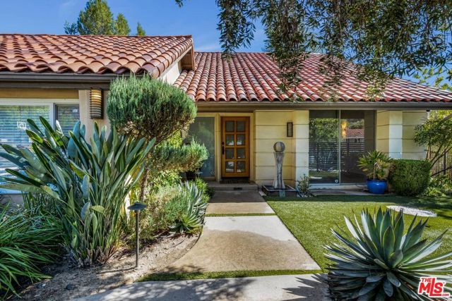 4230 Park Alisal, Calabasas, CA 91302