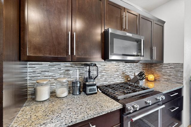 900 PASEO LOS COYOTES, Bernalillo, NM 87004