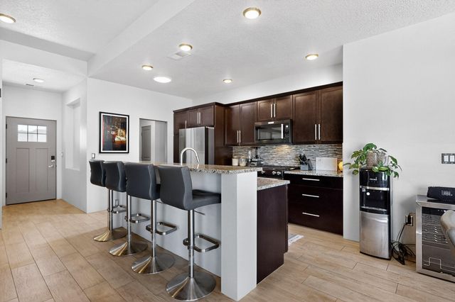 900 PASEO LOS COYOTES, Bernalillo, NM 87004