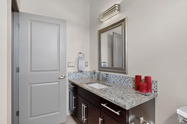 900 PASEO LOS COYOTES, Bernalillo, NM 87004