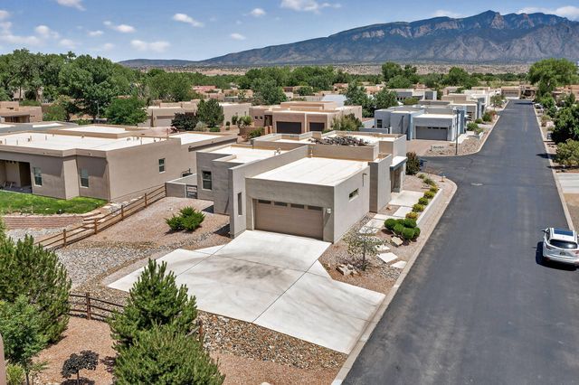 900 PASEO LOS COYOTES, Bernalillo, NM 87004