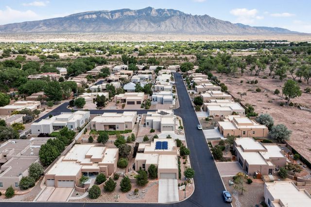 900 PASEO LOS COYOTES, Bernalillo, NM 87004