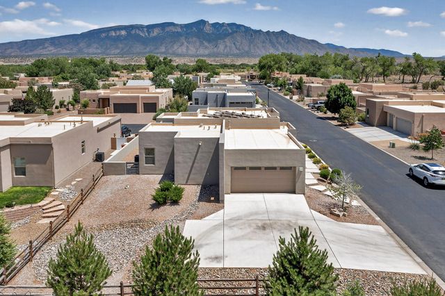 900 PASEO LOS COYOTES, Bernalillo, NM 87004