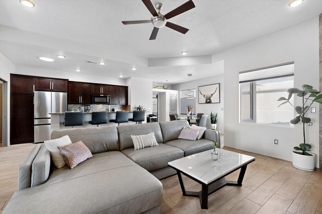 900 PASEO LOS COYOTES, Bernalillo, NM 87004