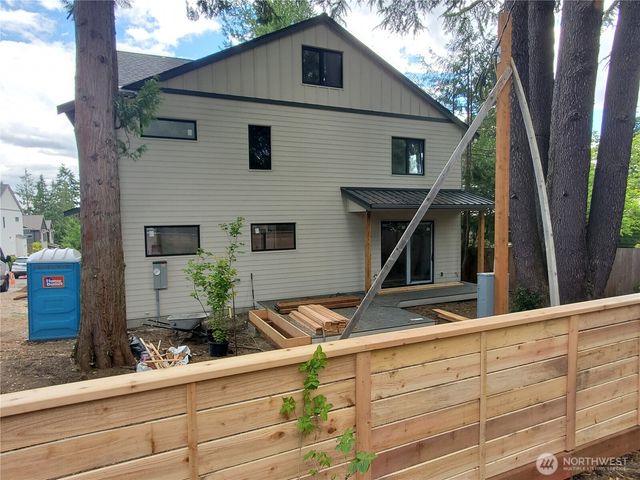 11340 23rd Avenue NE, Seattle, WA 98125