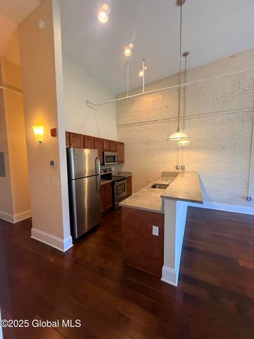 275 River Street 4C, Troy, NY 12180