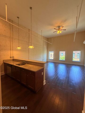 275 River Street 4C, Troy, NY 12180