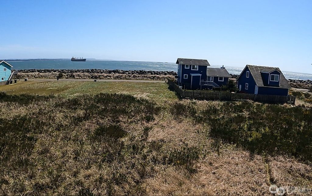 1454 Storm King Avenue, Ocean Shores, WA 98569