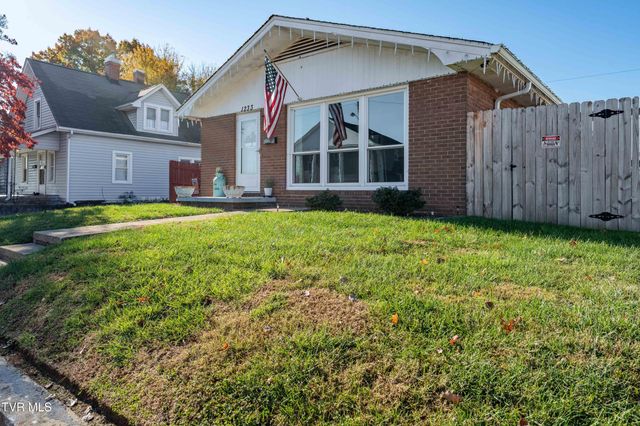 1233 Pine Street, Kingsport, TN 37664