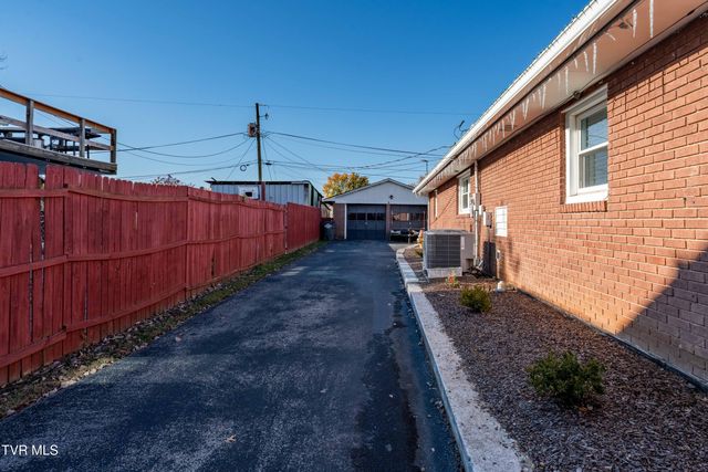 1233 Pine Street, Kingsport, TN 37664