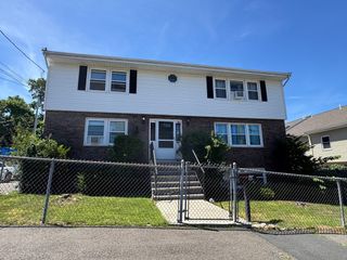 185 Walnut Ave 1, Revere, MA 02151