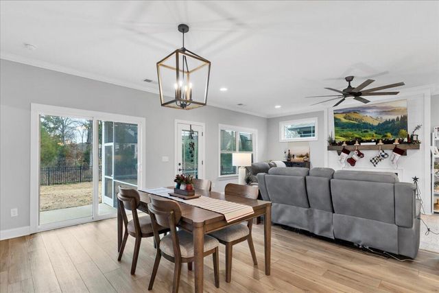 7220 Tailgate Loop, Ooltewah, TN 37363