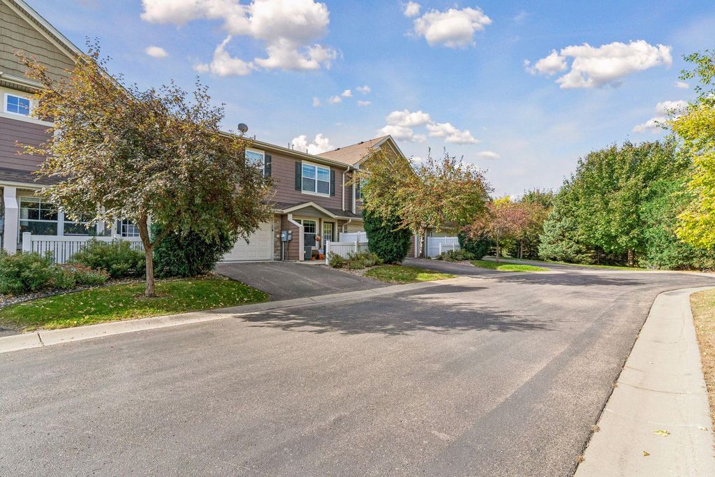 2117 Cedar Grove Trail, Eagan, MN 55122 — photo 4
