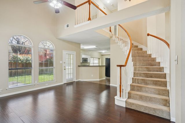 9354 Riverwalk Lane, Irving, TX 75063