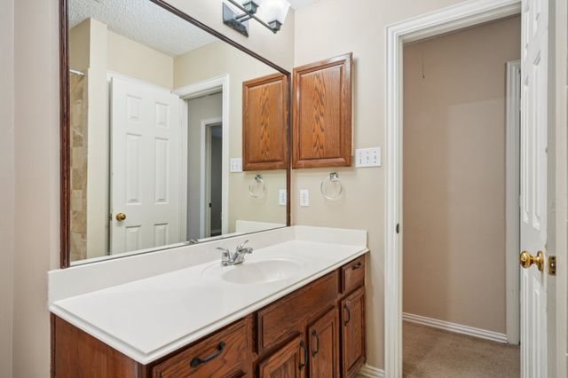 9354 Riverwalk Lane, Irving, TX 75063