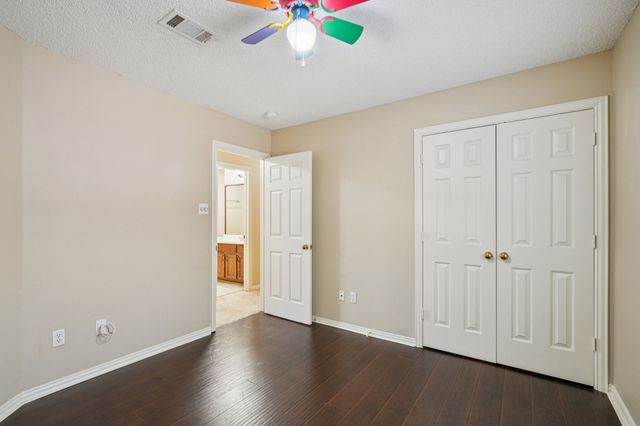 9354 Riverwalk Lane, Irving, TX 75063