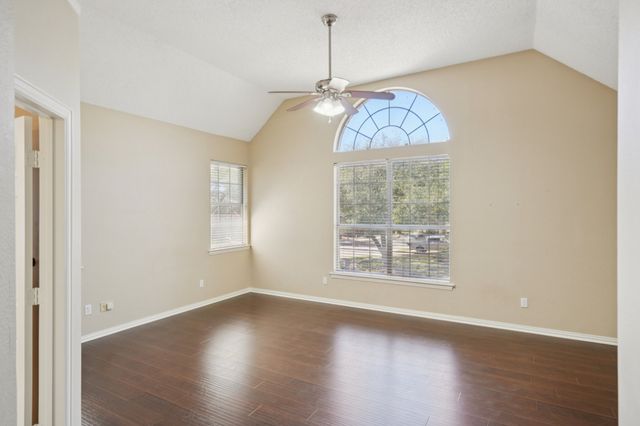 9354 Riverwalk Lane, Irving, TX 75063