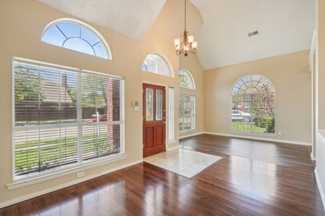 9354 Riverwalk Lane, Irving, TX 75063