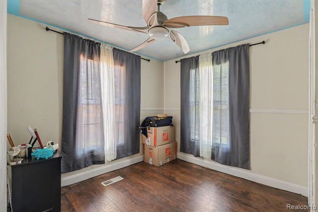 235 Alberta Street, Auburn Hills, MI 48326