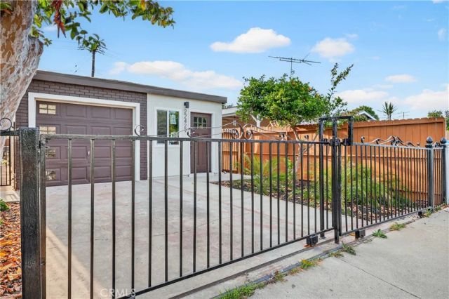 22429 Ibex, Hawaiian Gardens, CA 90716