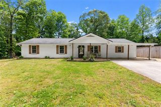 278 Oakwood Place, Mount Airy, GA 30563