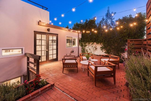 219 11th Street, Del Mar, CA 92014