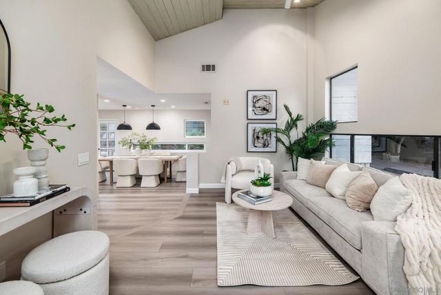 219 11th Street, Del Mar, CA 92014