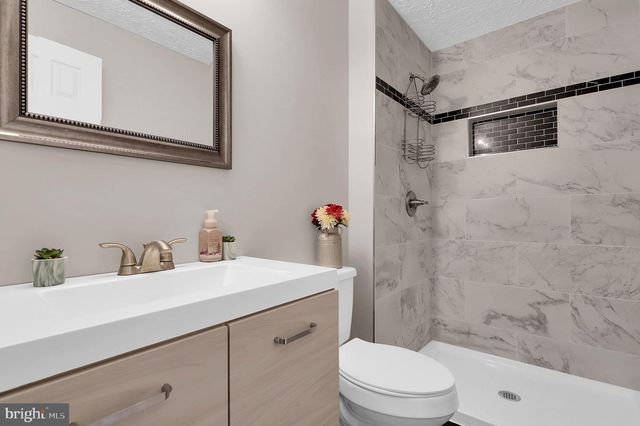 6318 NEW HAVEN CT, Frederick, MD 21703