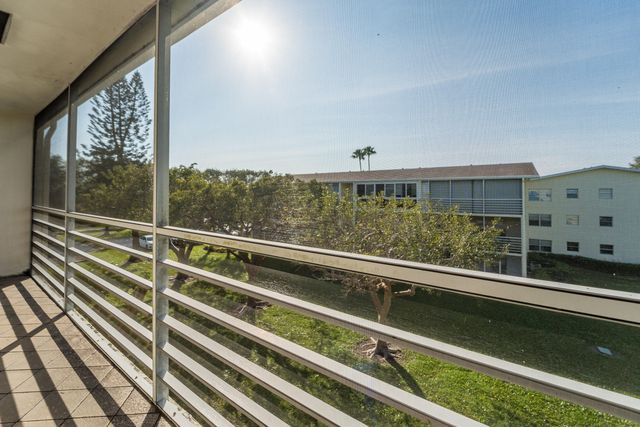 200 Dorset E, Boca Raton, FL 33434