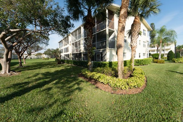 200 Dorset E, Boca Raton, FL 33434
