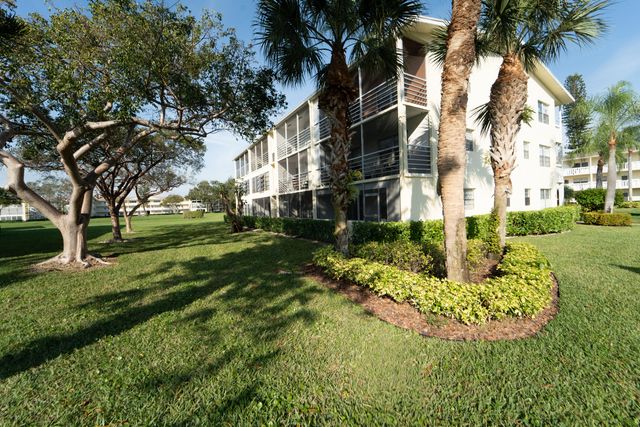 200 Dorset E, Boca Raton, FL 33434