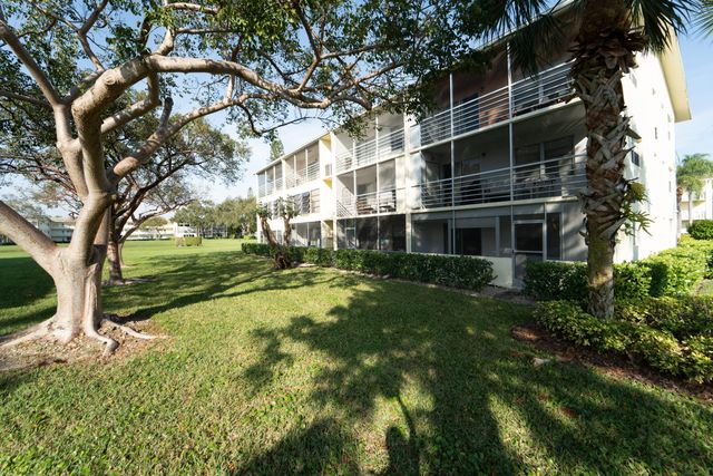 200 Dorset E, Boca Raton, FL 33434