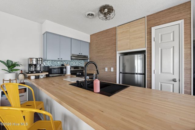 1618 Canal Drive Apt C45, Carolina Beach, NC 28428