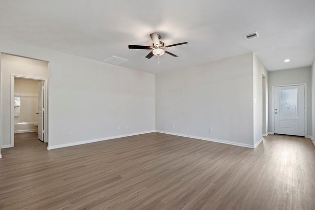 10803 Hickory Lane, Beasley, TX 77417