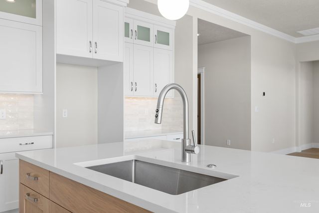 9528 Green Cottage Ave, Kuna, ID 83634