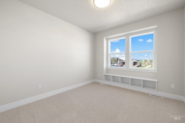 9528 Green Cottage Ave, Kuna, ID 83634