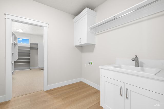 9528 Green Cottage Ave, Kuna, ID 83634