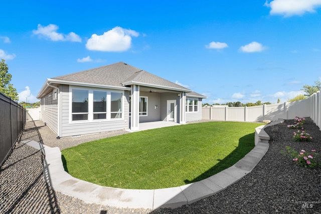 9528 Green Cottage Ave, Kuna, ID 83634