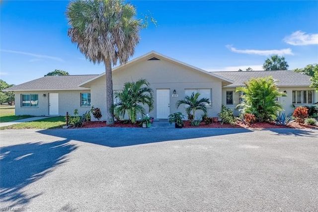 5256 Coronado PKWY, Naples, FL 34116