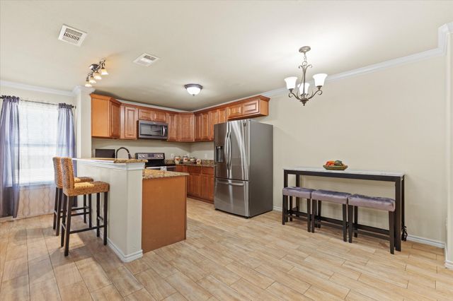 2914 Victorian Forest Drive, Dallas, TX 75227