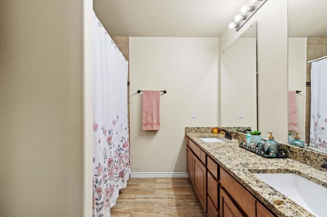 2914 Victorian Forest Drive, Dallas, TX 75227