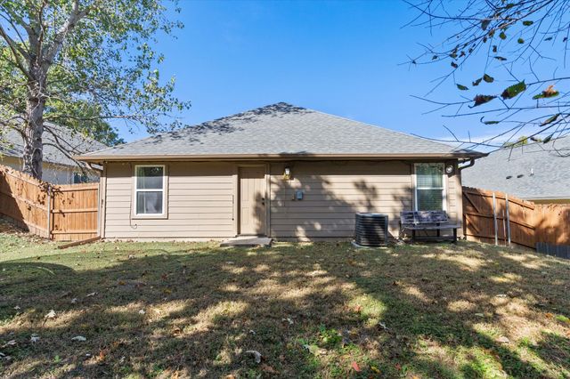 2914 Victorian Forest Drive, Dallas, TX 75227