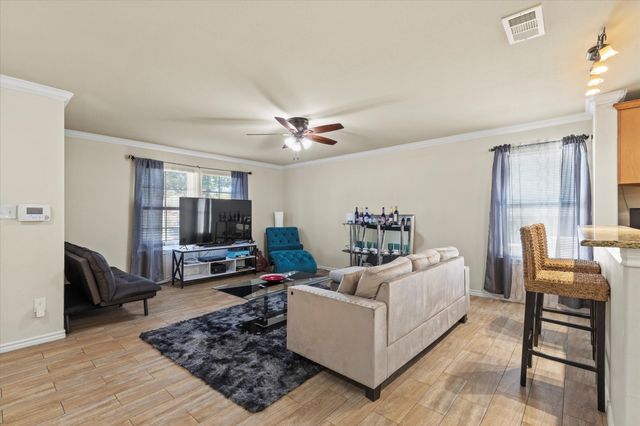 2914 Victorian Forest Drive, Dallas, TX 75227