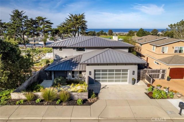 3020 Ironwood Avenue, Morro Bay, CA 93442
